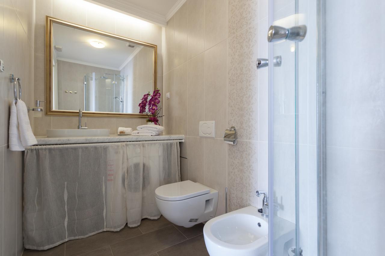 Luxury Beachfront Apartment Banje Dubrovnik Exterior foto